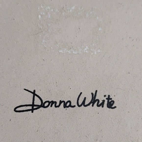 Donna White Charming Wooden Painted Sheep Art Plate - Gray and Cream - Picture 5 of 5